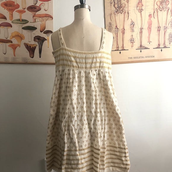 Diane von Furstenberg Dress with seamless pockets. - Picture 8 of 8